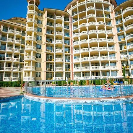 Andalucia Beach - Sea Viev Apartments Elenite Exterior photo