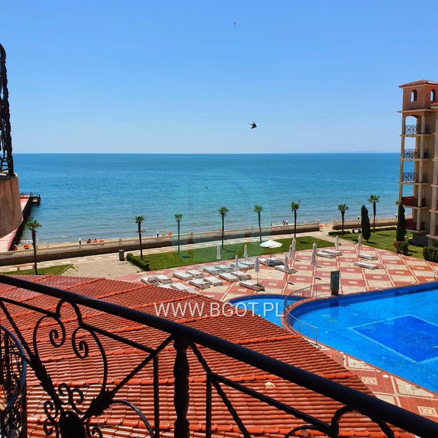 Andalucia Beach - Sea Viev Apartments Elenite Exterior photo